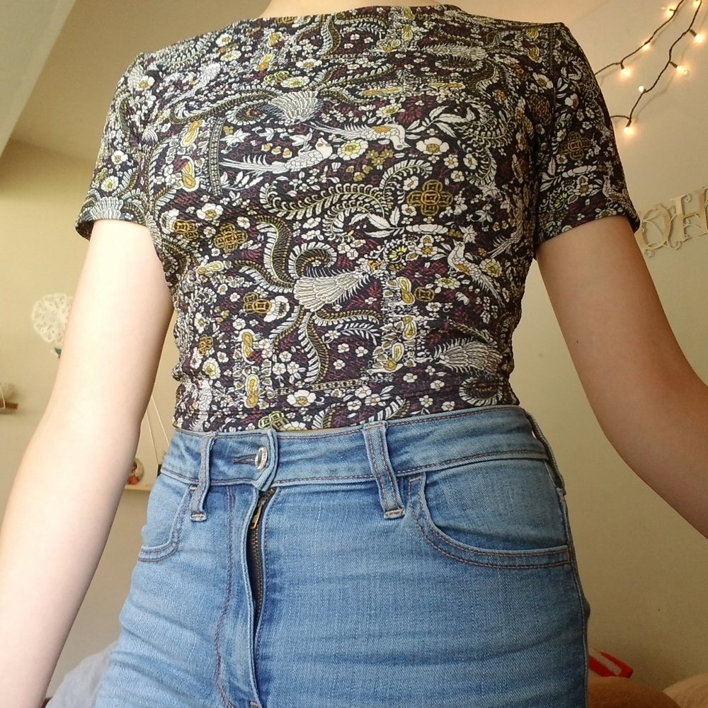 Pull&Bear floral crop top - Picture 3 of 6